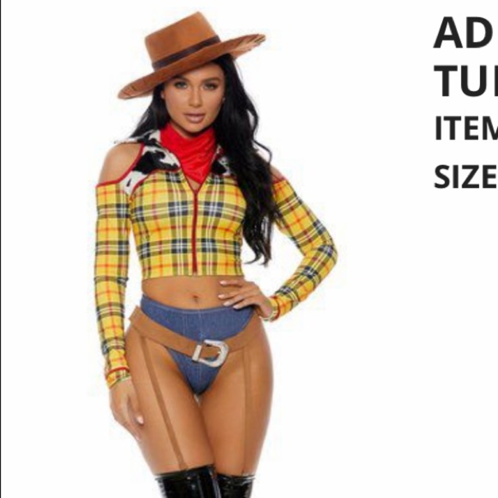 Woody Halloween Costume. NEW. NEVER WORN. Size Med